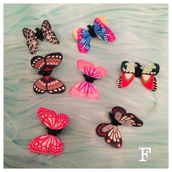 Seven Butterfly Claw Hair Clips - Picture 8 of 11